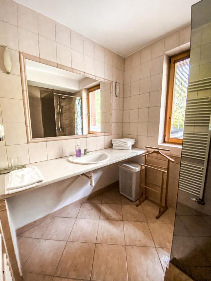 Penzion Teniscentrum Tatranská Lomnica Buitenkant foto